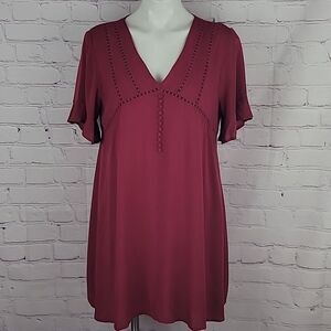 Francesca's Blue Rain Burgundy Short Sleeve Dress. Size Medium. NWT